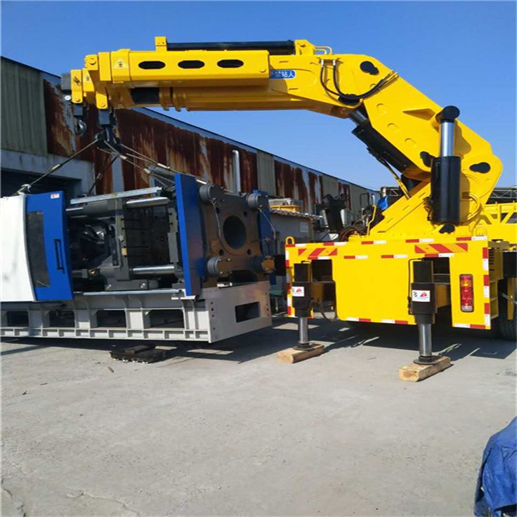 瑞昌县 大吨位折臂吊出租费用解析：一小时租赁多少钱