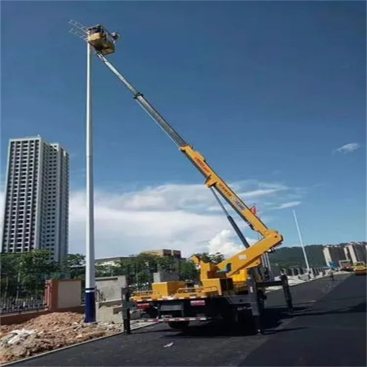 瑞昌县维修路灯的曲臂升降车出租