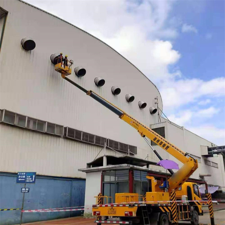 瑞昌县高空作业车出租服务：专业广告牌安装解决方案