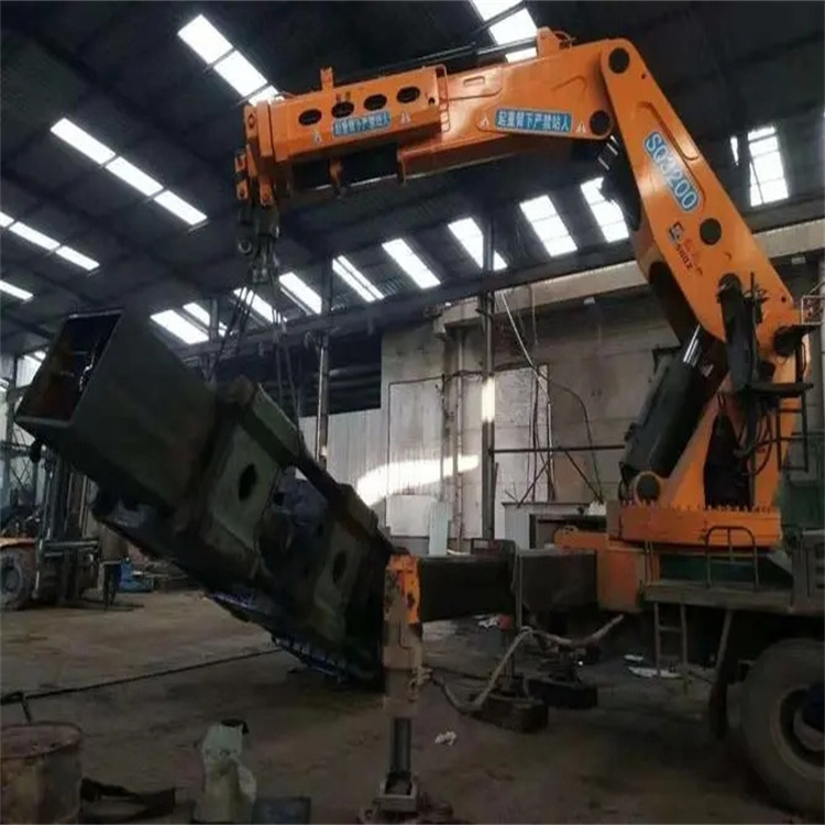 瑞昌县200吨折臂吊出租