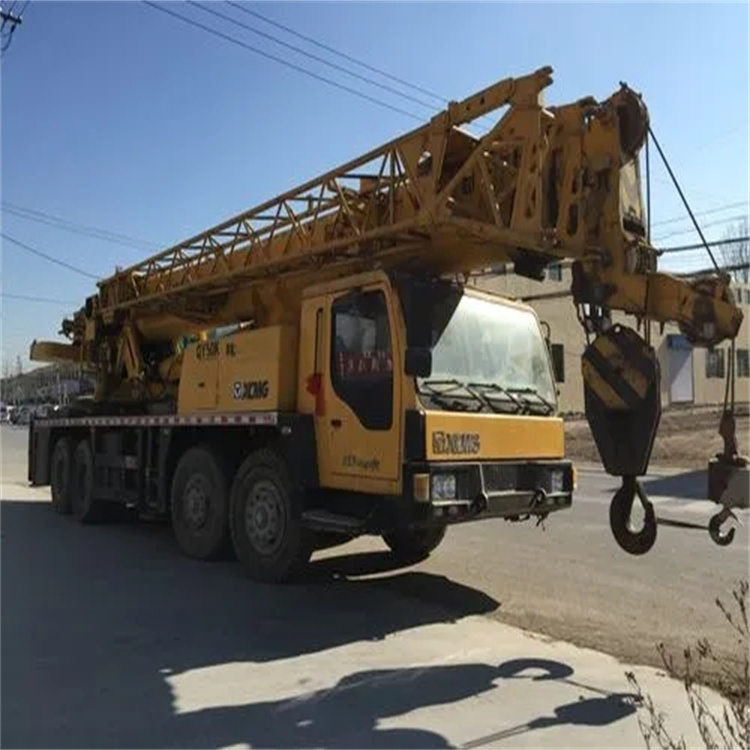 瑞昌县吊车吊挖机的正确办法